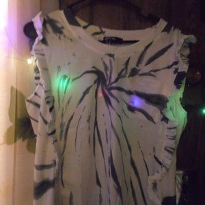 women's short sleeve t shirt size medium white